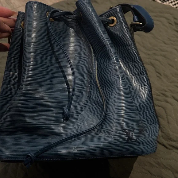 Louis Vuitton EPI NOE - Picture 1 of 7